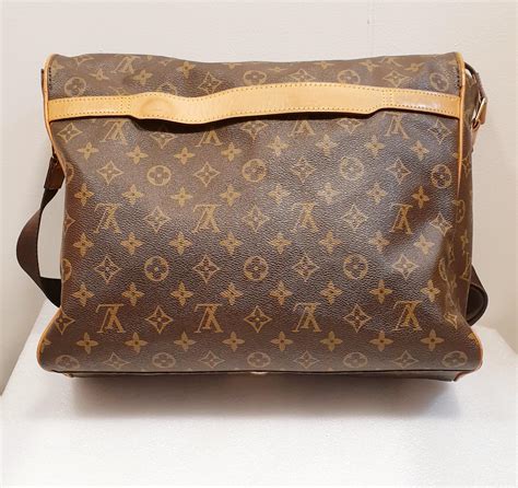 louis vuitton monogram canvas abbesses messenger bag m45257|louis vuitton monogram.